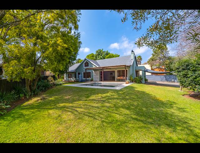 4 BEDROOM FREEHOLD FOR SALE IN ROBINDALE